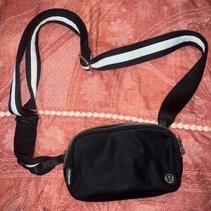 Lululemon black and white belt bag